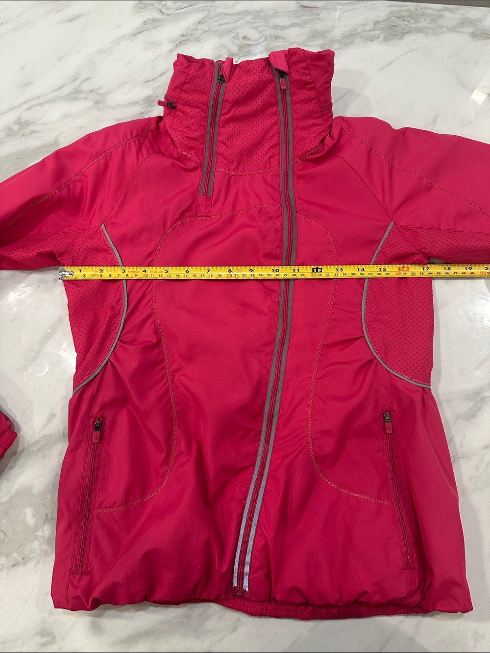 Lululemon Run Inspire Jacket Senorita Pink Full Zip Long Sleeve Hiking Hood sz 4 - Picture 15 of 16